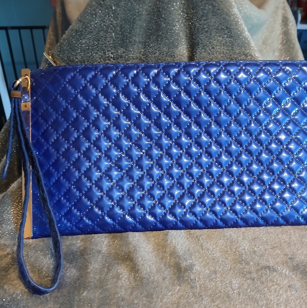 Elegant Blue Quilted Clutch
